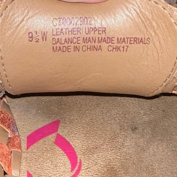 Comfortiva Align Layla Huarache Shoes - Picture 8 of 8